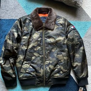 Size small Tommy Hilfiger bomber jacket! Brand new!